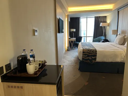 Louis Kienne Hotel Pandanaran Camere Photos