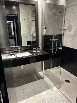 Mercure Bilbao Jardines de Albia Rooms Photos
