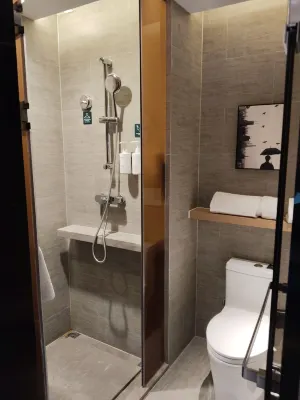 Atour Hotel, Liuliqiao, Beijing West Railway Station Rooms Photos