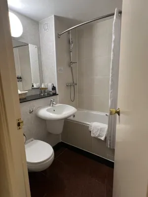 Copthorne Tara Hotel London Kensington Camere Photos