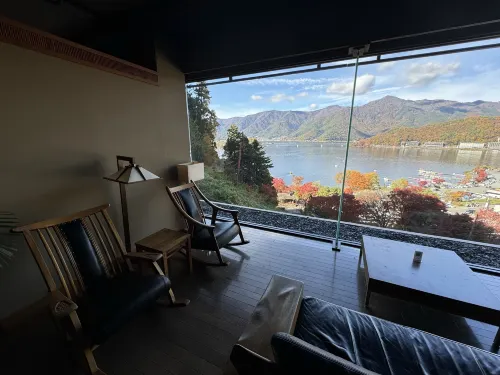 Rakuyu Aree comuni Photos