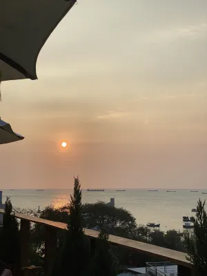 Khách sạn Royal Quảng Bình Khu vực công cộng Photos
