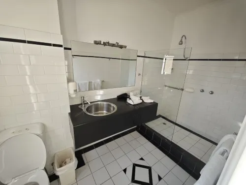 Best Western Geelong Motor Inn  Serviced Apartments Camere Photos