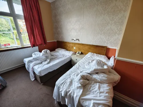 Russell Hotel Rooms Photos