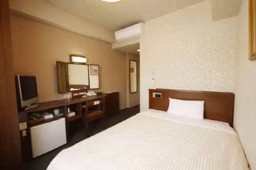 Hotel Route-Inn Osaka Takaishi Hagoromo Ekimae Kamar Photos