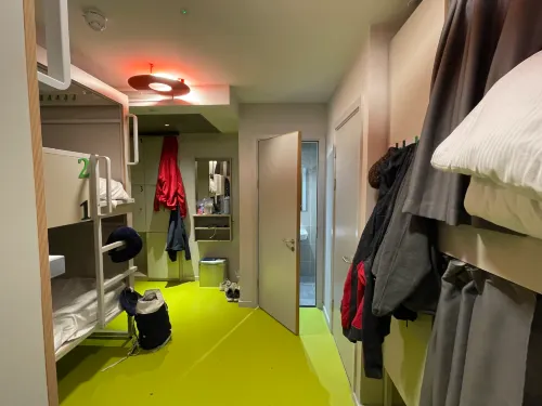Clink I Lár Zimmer Photos