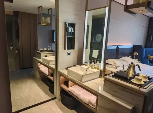 Echarm Plus Hotel (Wuxi Changjiang North Road Taihu Garden Metro Station) Kamar Photos