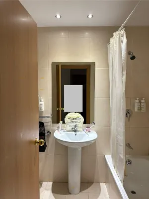 B&B HOTEL Barcelona Mollet Porta de Gallecs Chambres Photos
