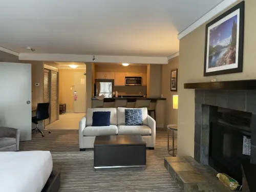 Hilton Whistler Resort & Spa Rooms Photos