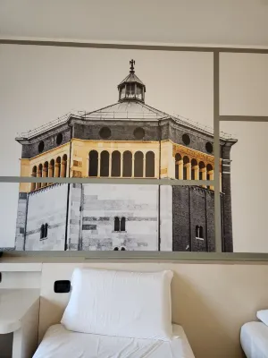 B&B Hotel Cremona Photos