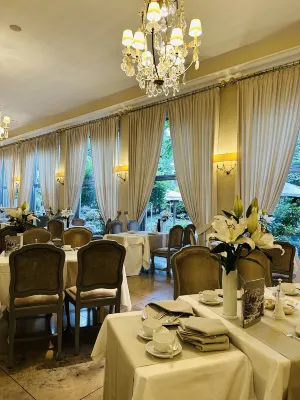 Hotel Europäischer Hof Heidelberg, Bestes Hotel Deutschlands in Historischer Architektur Dining Photos