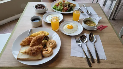 Ibis Surabaya City Center Makanan Photos