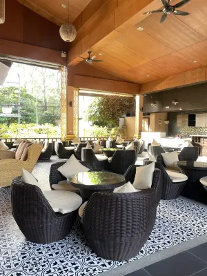 Princess Kamala Beachfront Hotel Ristorazione Photos