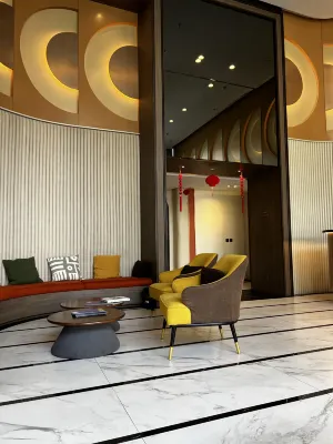 The Quarter Onnut by UHG Espaces publics Photos