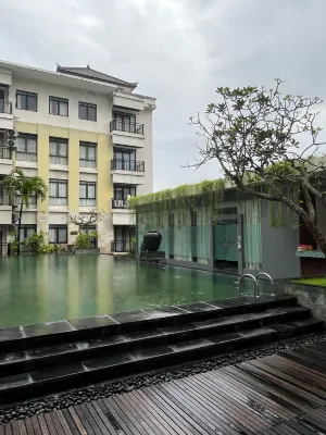 Grand Kuta Hotel and Residence Здоровье и отдых Photos