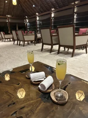 Summer Island Maldives Resort Restauration Photos
