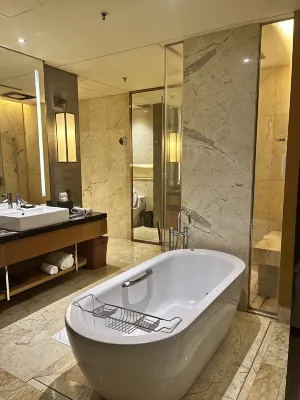 Haikou Marriott Hotel Rooms Photos