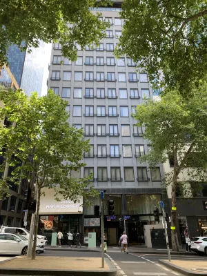 Brady Apartment Hotel Hardware Lane Exterior Photos