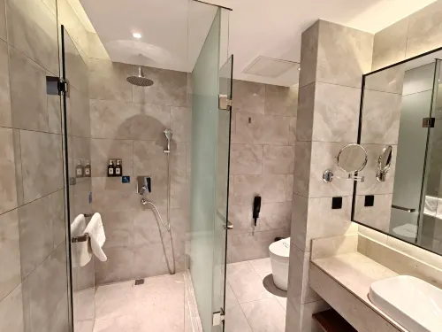 CERRI HOTEL Zimmer Photos