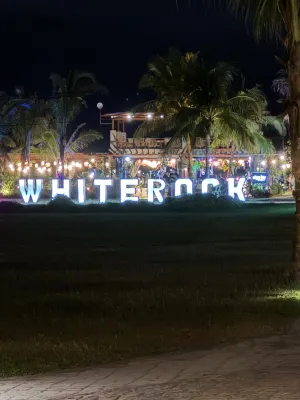 Whiterock Beach Hotel and Waterpark À proximité de l'hôtel Photos