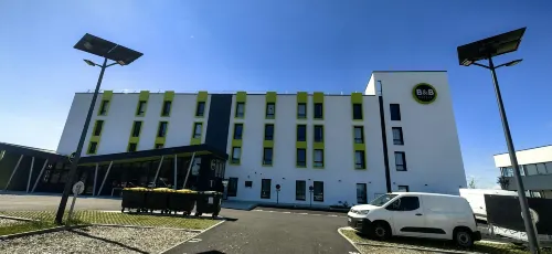 B&B HOTEL Saintes Extérieur Photos