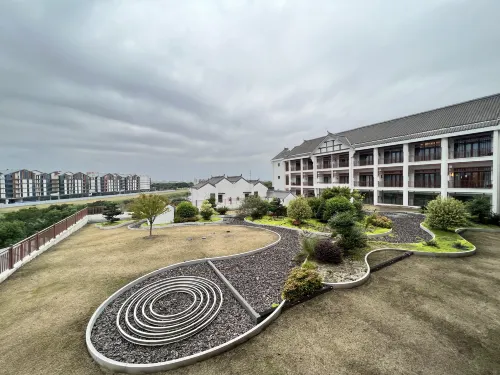 Radisson Blu Resort Wetland Park Wuxi Photos