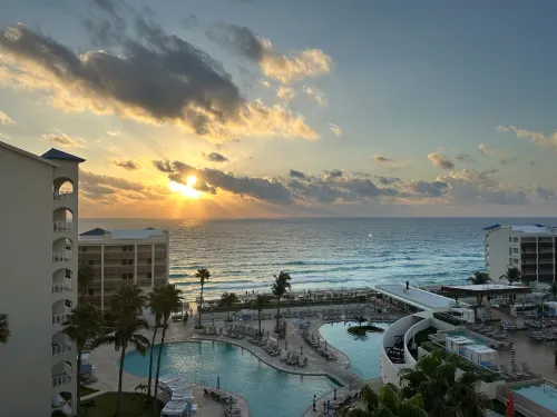 Hilton Cancun Mar Caribe All-Inclusive Resort Photos