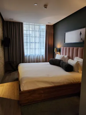 Native Bankside Rooms Photos