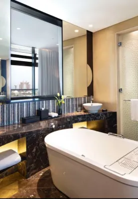 Grand Hyatt Abu Dhabi Hotel and Residence Emirates Pearl Rooms Photos