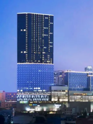 Four Points by Sheraton Surabaya, Tunjungan Plaza Eksterior Photos
