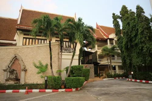 Deevana Patong Resort & Spa من الخارج Photos