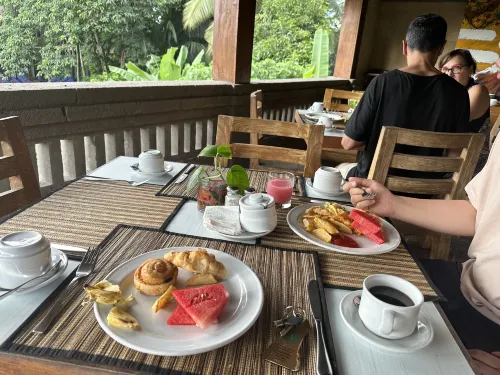 Pertiwi Resort & Spa Restauration Photos