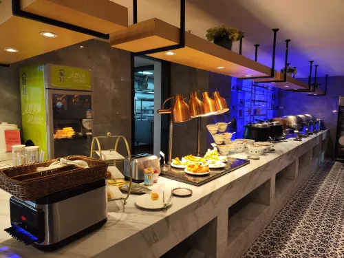 PFKBoutiqueHotel (Xianju Yangmei Huashang Tiancheng Wuyue Plaza) Dining Photos