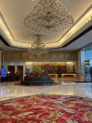Golden Crown China Hotel Public Areas Photos
