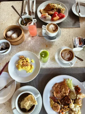 Hotel Majapahit Surabaya - MGallery Makanan Photos