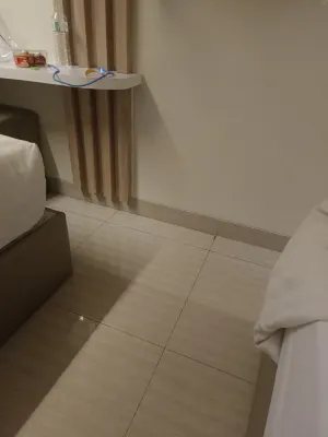 MaxOne Sabang Jakarta Kamar Photos