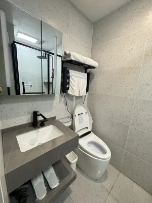 Ketangxuan Hotel (Shanghai Railway Station Baoshan Road Subway Station) Zimmer Photos
