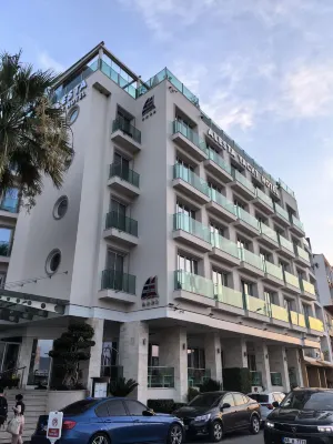 Alesta Yacht Hotel Exterior Photos