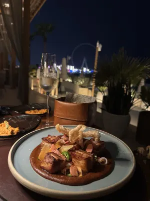 The Ritz-Carlton, Dubai Питание Photos