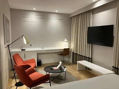 The Morrison Dublin, Curio Collection by Hilton Chambres Photos