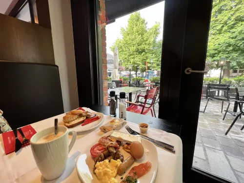 Crowne Plaza Brugge Restauration Photos