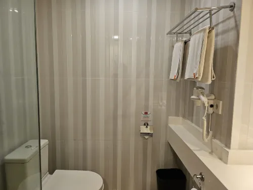 Harris Hotel & Conventions Malang Kamar Photos