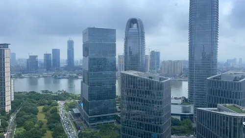 Ivy Apartment (Pazhou Convention and Exhibition Wanshengwei Metro Station) Area Publik Photos