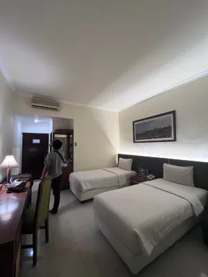 Grand Whiz Hotel Trawas Mojokerto Kamar Photos
