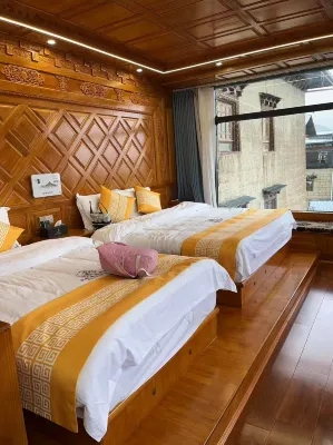 Shangri-La Nongla Yangpi Ecological Manor (Napa Sea Scenic Area) Kamar Photos