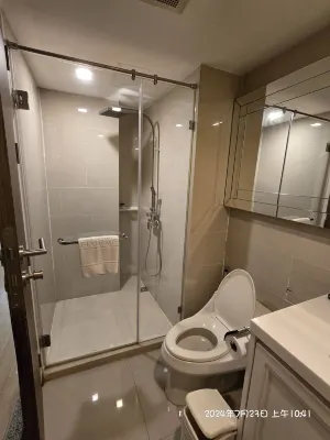 Hope Land Hotel Sukhumvit 8 Kamar Photos