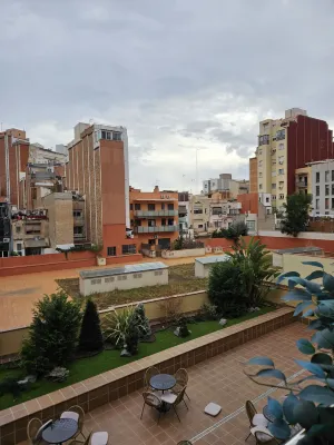 limehome Barcelona Carrer de Besalú 82 À proximité de l'hôtel Photos
