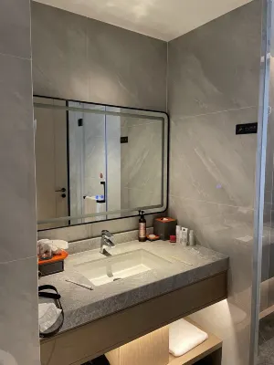 Howard Johnson Hotel Changsha Huanghua Airport Rooms Photos
