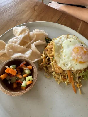 Canggu Village Accommodation Restauration Photos