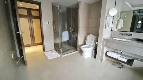 Zhongshan International Hotel Rooms Photos